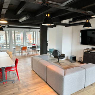 Open Space  16 postes Coworking Rue Nationale Lille 59800 - photo 2